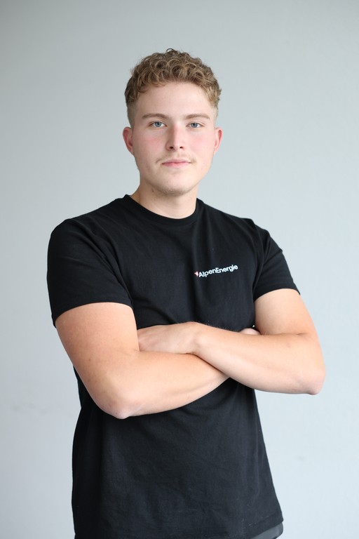 Leart Ismajli, Elektroinstallateur bei AlpenEnergie