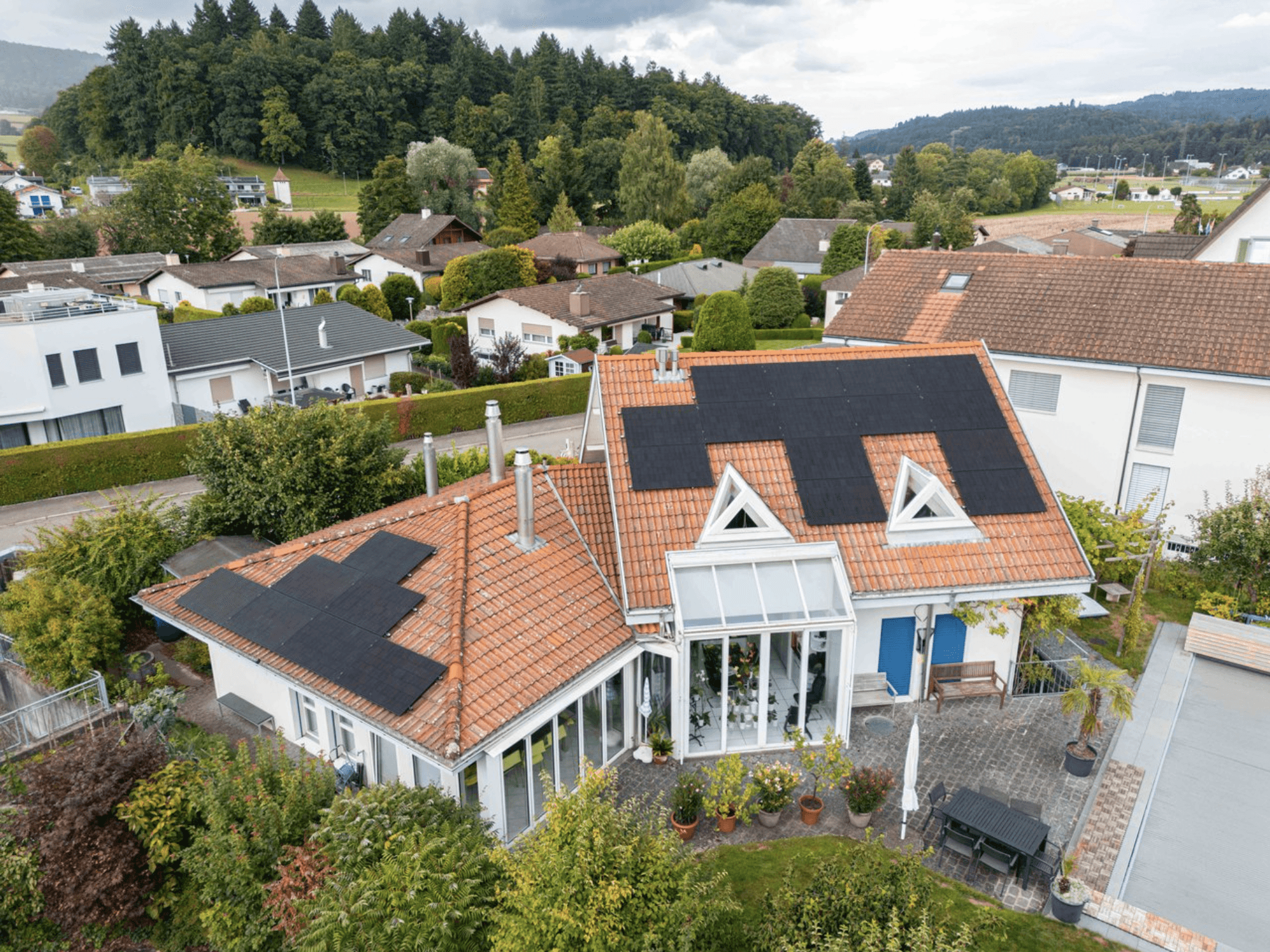 Installierte Photovoltaikanlage in Oftringen